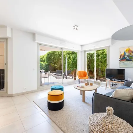 1-br Garden With Pool Peaceful Private Parking Apartmán Cannes