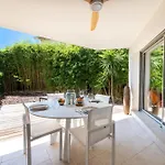 1-br Garden With Pool Peaceful Private Parking 아파트 *