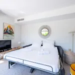 1-br Garden With Pool Peaceful Private Parking 아파트 칸느