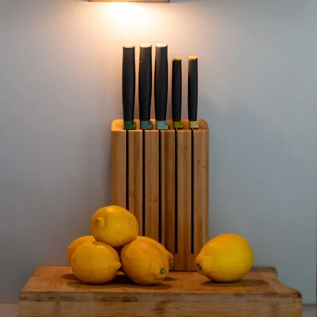 1-br Garden With Pool Peaceful Private Parking *